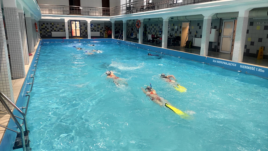 Hokej pod wodą Walenie Siemianowice Śląskie Trening 5 XI 2022. Koniec Walenia czyli Amatorska Liga Hokeja Pod Wodą